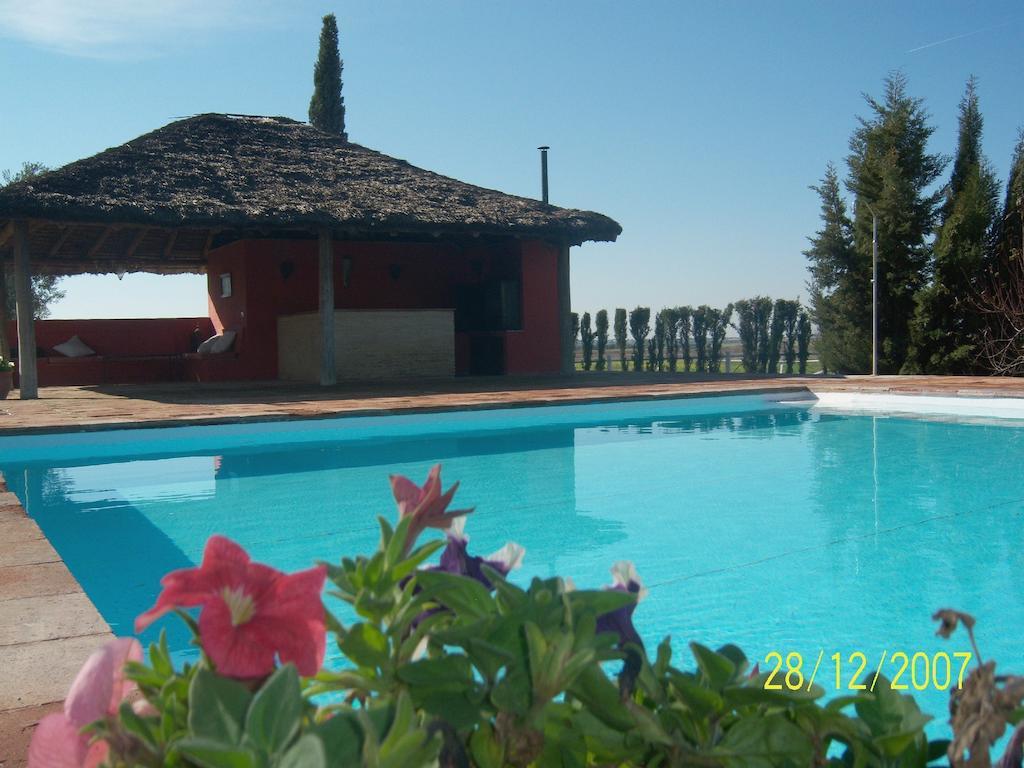 Hacienda La Indiana Hotel Los Palacios Y Villafranca Exterior foto